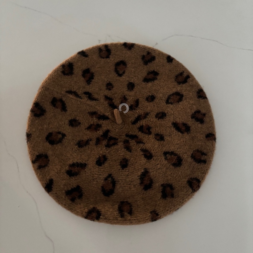 NWT Free People San Diego Hat 100% Wool Leopard Print Beret - Picture 2 of 6